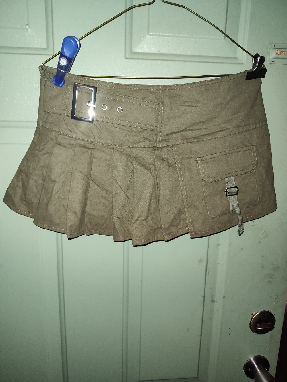 Women’s Olive Green Pleated Belted Mini Skirt